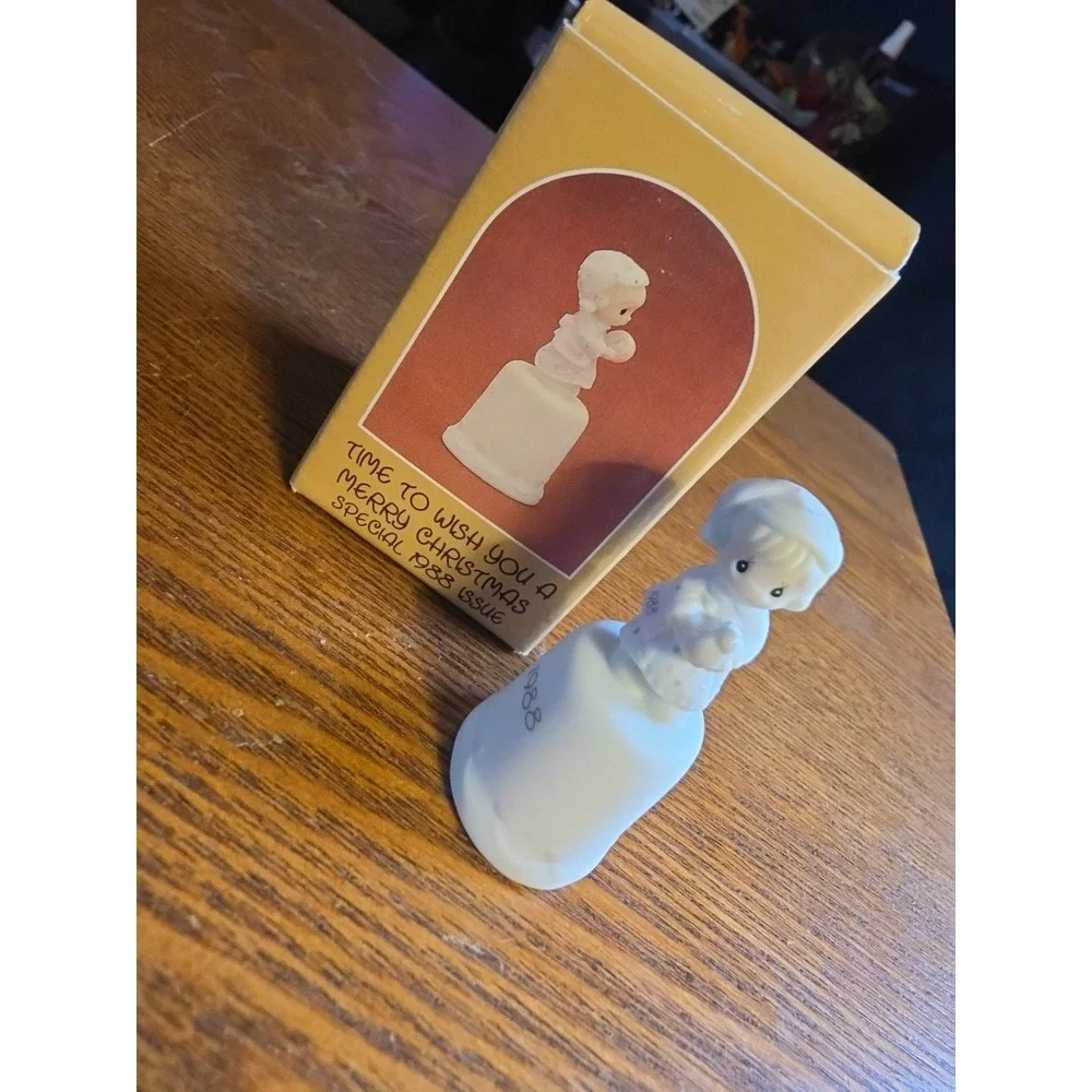 Precious Moments 1988 Thimble 